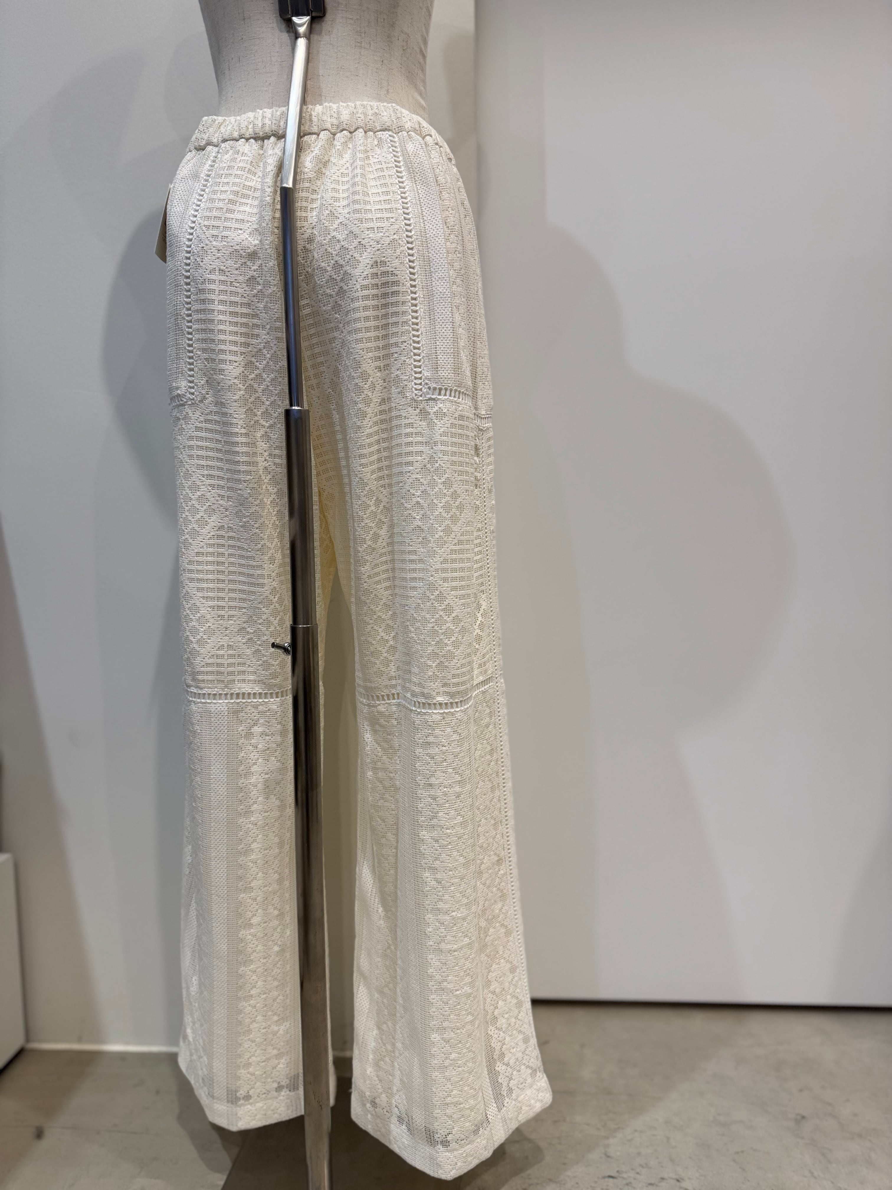 【CHIGNON】パッチワークレースパンツ　3561-051BZ