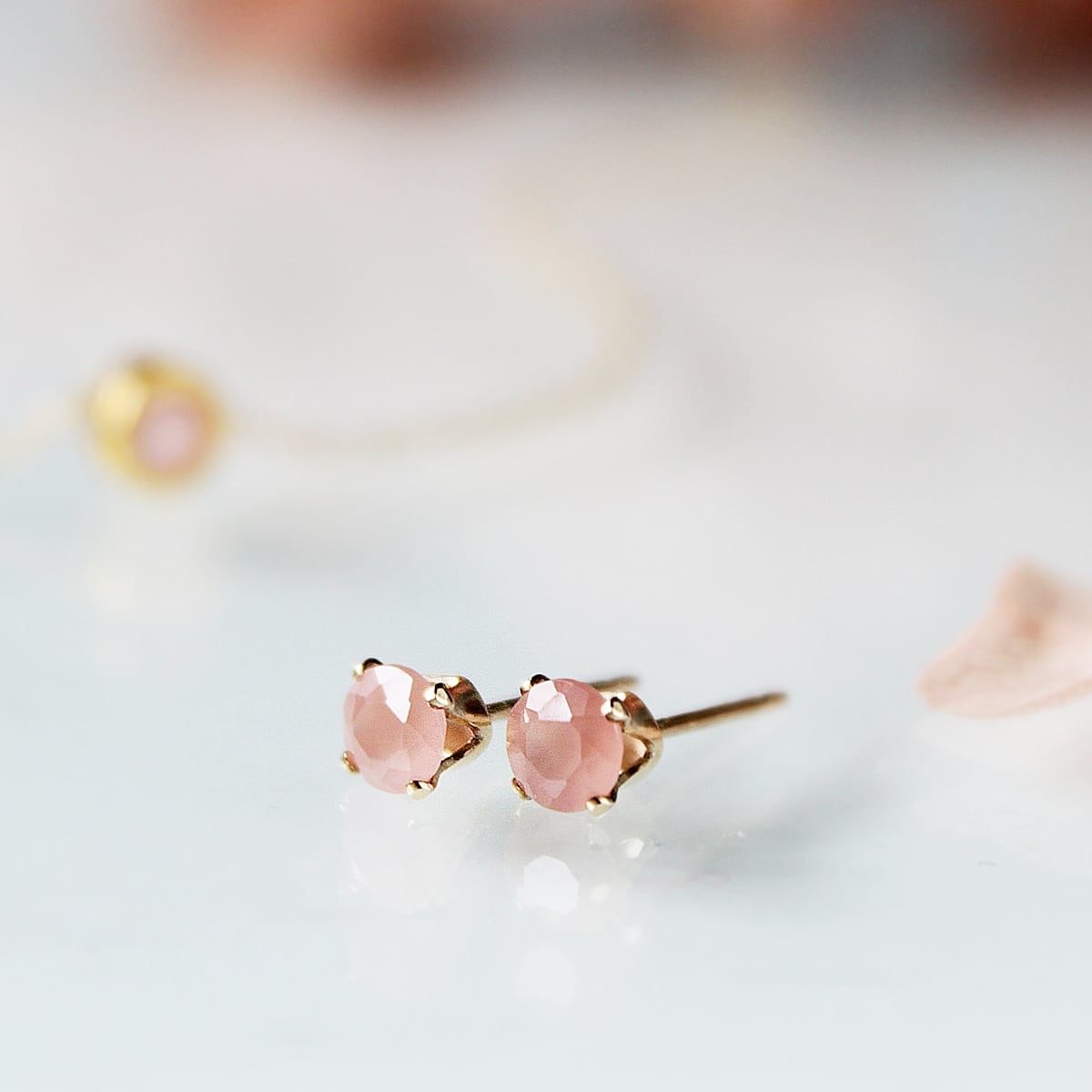 再入荷】ペルー産インカローズのひと粒ピアス｜4mm｜選べるピアス金具