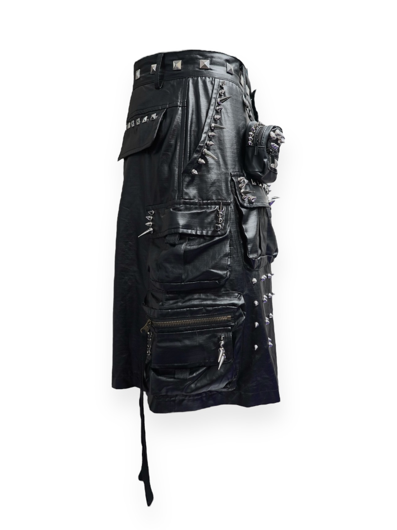 【RUPTIVEY】 heavy studs half pants ”鎧棘”