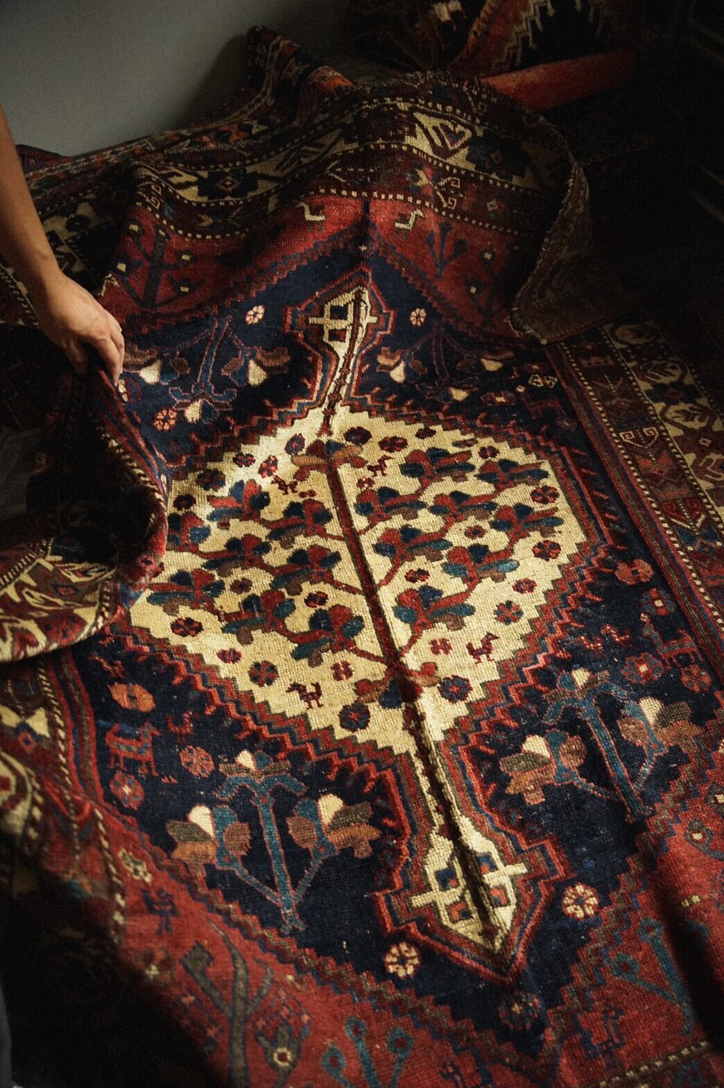 320 -Antique Afshar rug