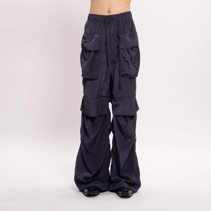【26SS】Feng Chen Wang フェンチェンワン / マルチポケットカーゴパンツ / Multi pocket cargo trousers with button up side
