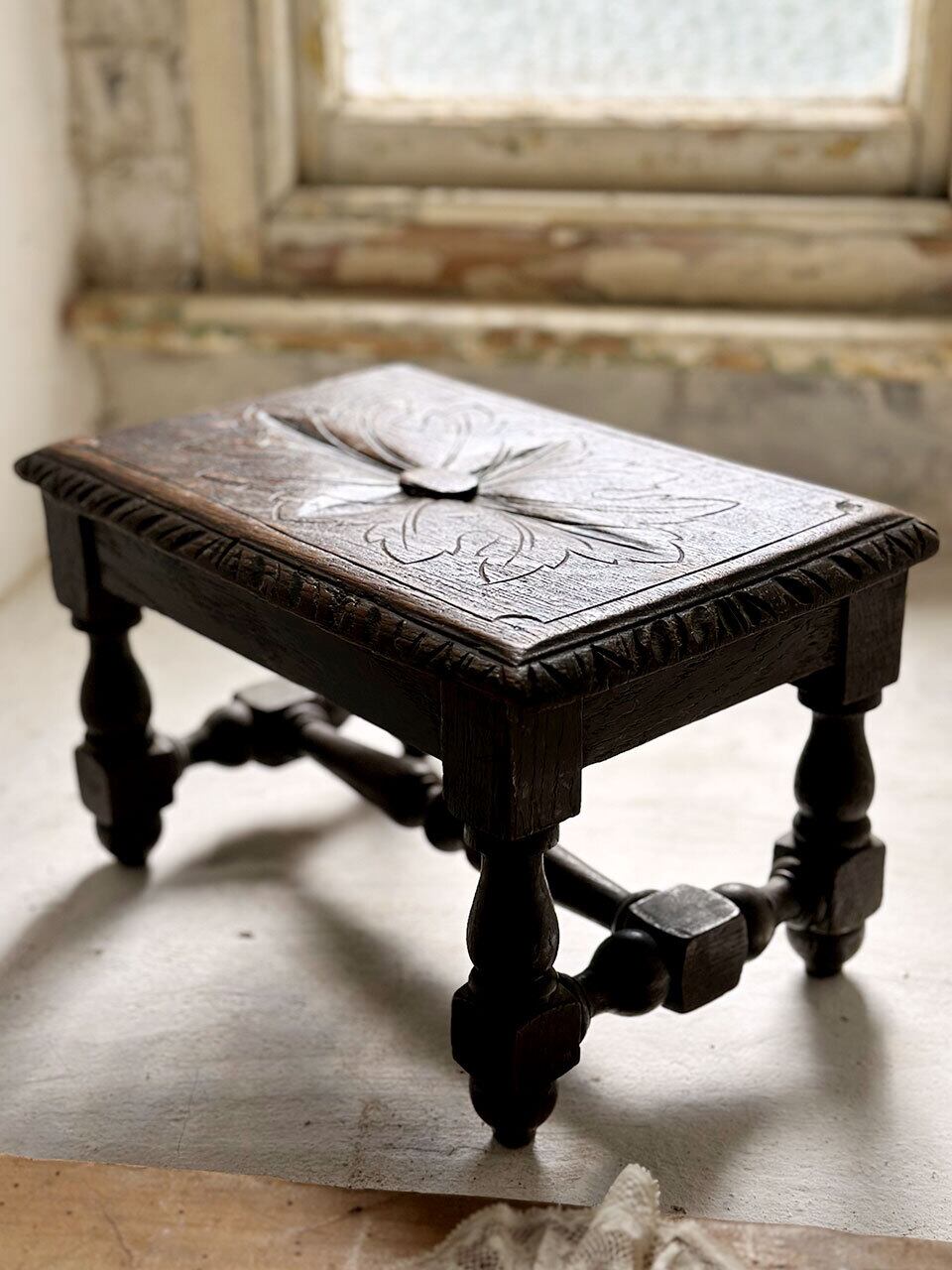 焦茶の木製ステップ台 踏み台 | Brocante de La Cocotte （フランス