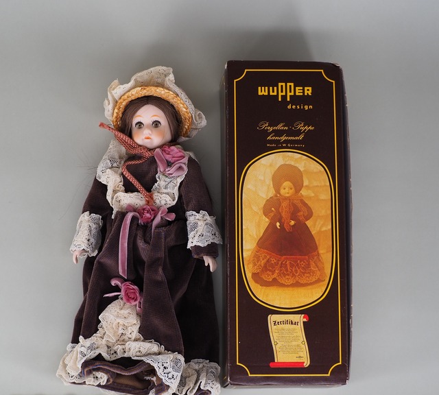 WUPPER 　design 人形