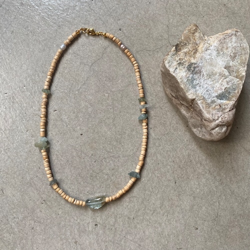 mini coco choker