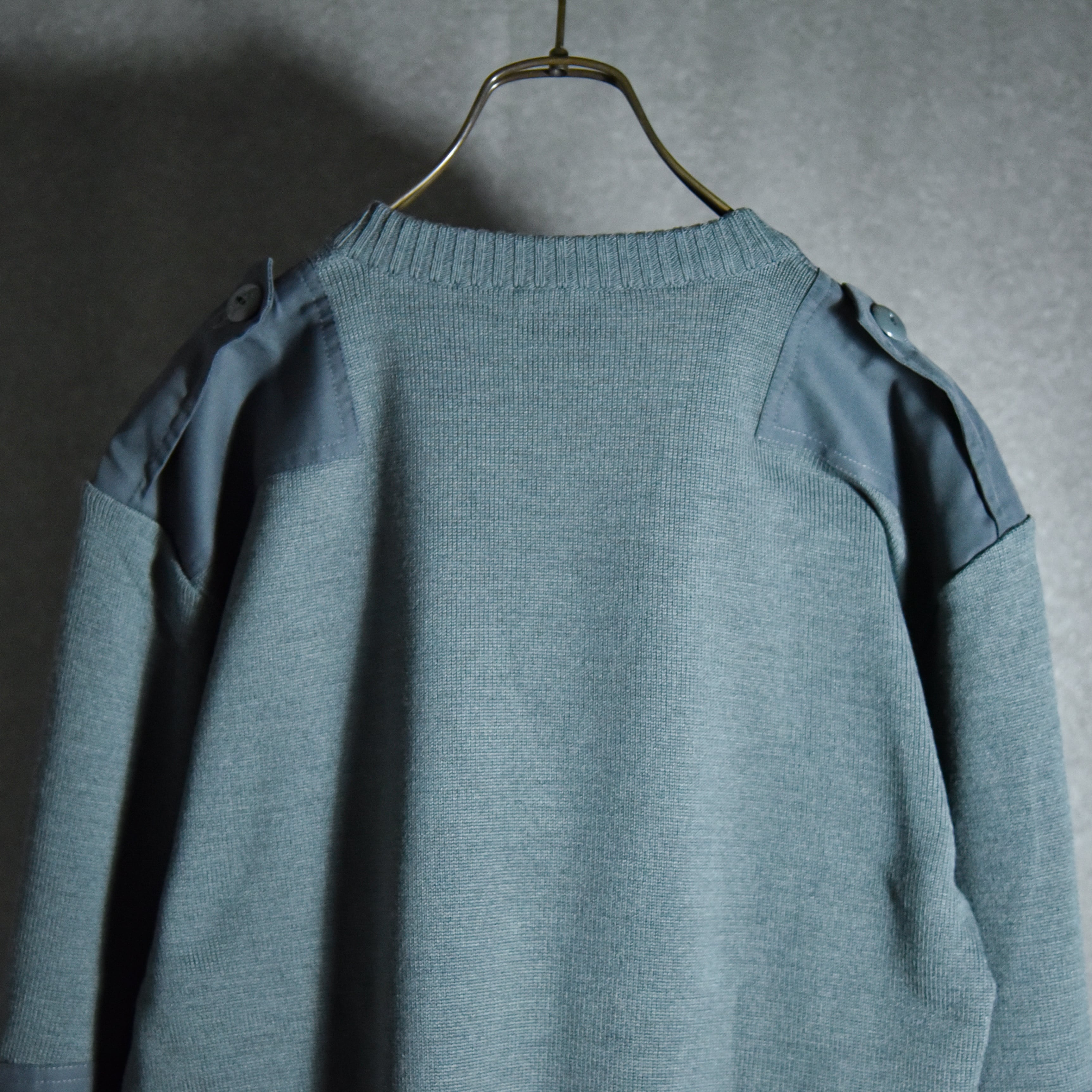 DEAD STOCK】Austrian Army V-neck Command Sweater オーストリア軍 V 