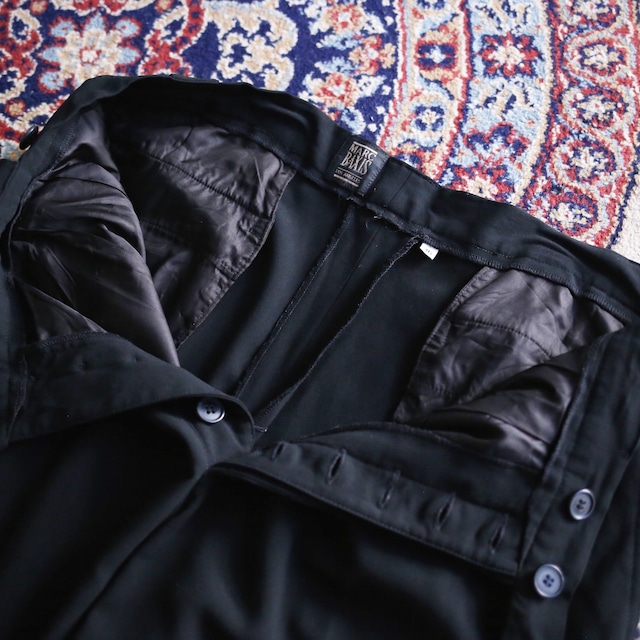 2-tuck tapered silhouette black wide wool slacks