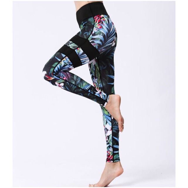 【BOTTOMS】ボタニカル×ブラック