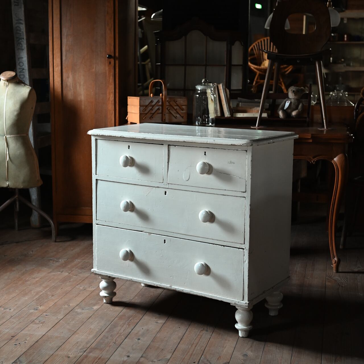 イギリス アンティーク 家具 チェスト 洋服タンス ドロアーズ 英国 6512d Chest of Drawers / チェストオブドロワース 〈箪笥・収納