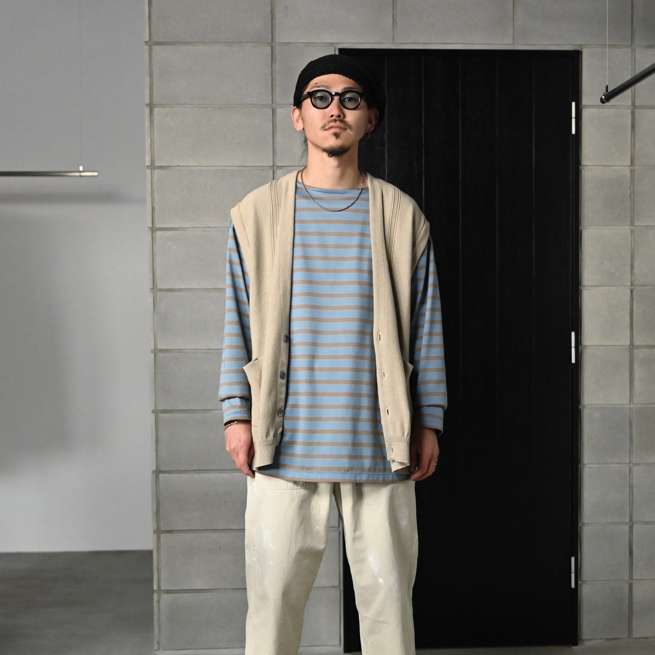 YASHIKI(ヤシキ）GANKO別注 ×Shirotsume V-neck Vest(kibata)コーディネート