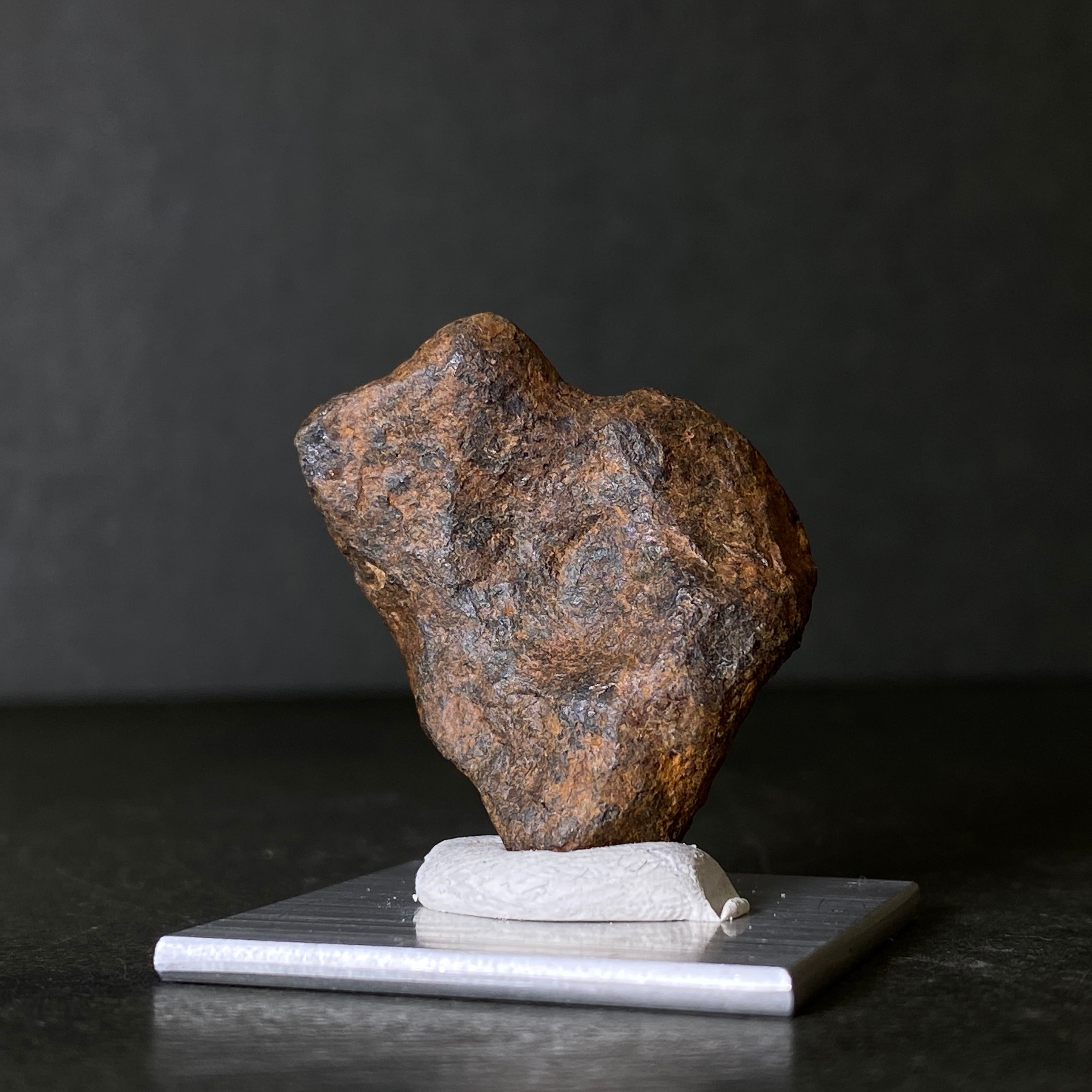 アグダル隕石 Agoudal Meteorite 26011618 | 【隕石屋】METEOS（メテオス）