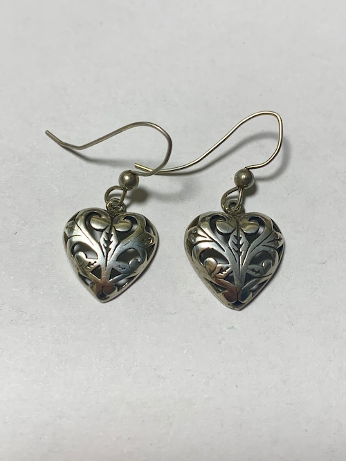 Vintage Heart Shaped Watermark Pirced Earrings 