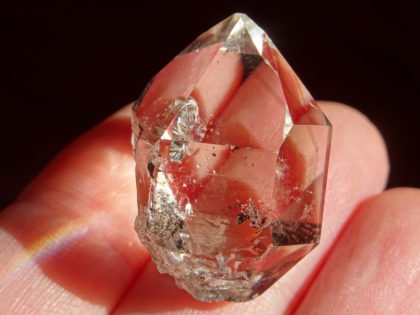 ハーキマーダイヤモンド ~小さなひかりの巨人~