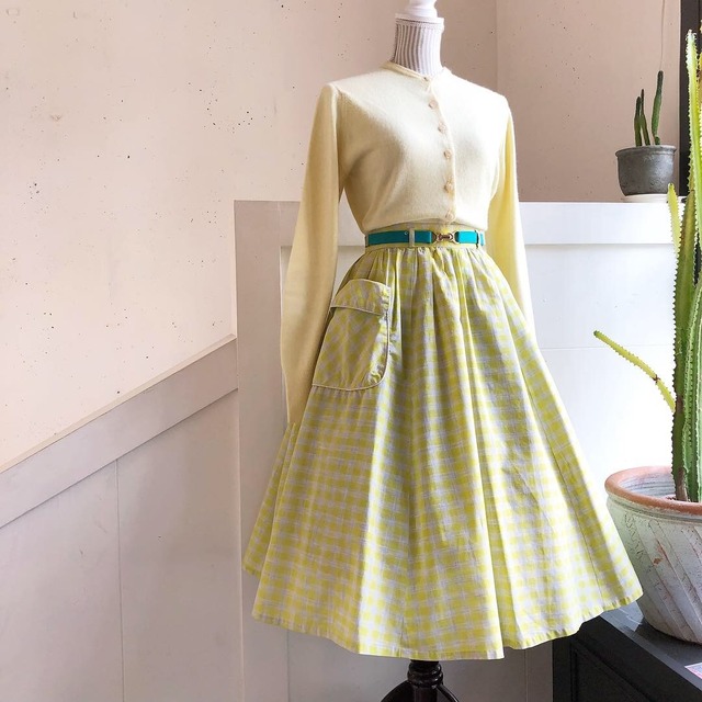 Vintage light green check skirt with big pocket