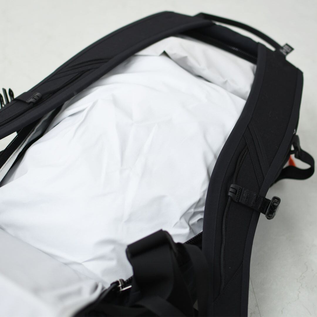 ARC'TERYX [アークテリクス正規代理店] Quintic 16 Backpack