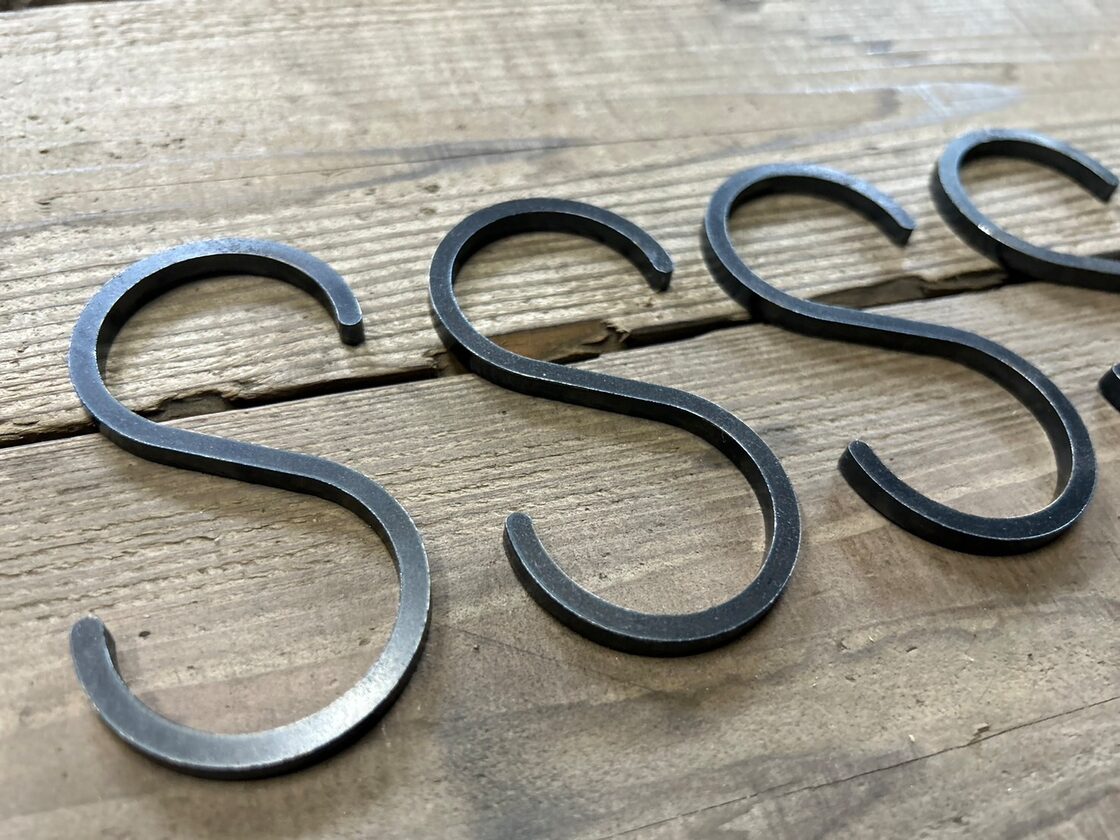 角型S字フック・フック【アイアンSフック/Iron Square Hook/3個入り 