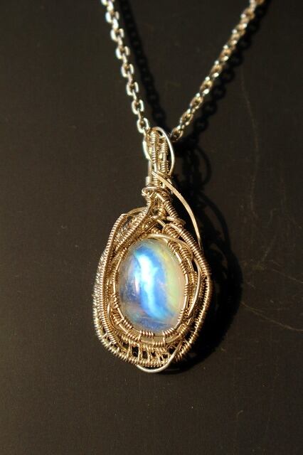 Rainbowmoonstone silver pendant