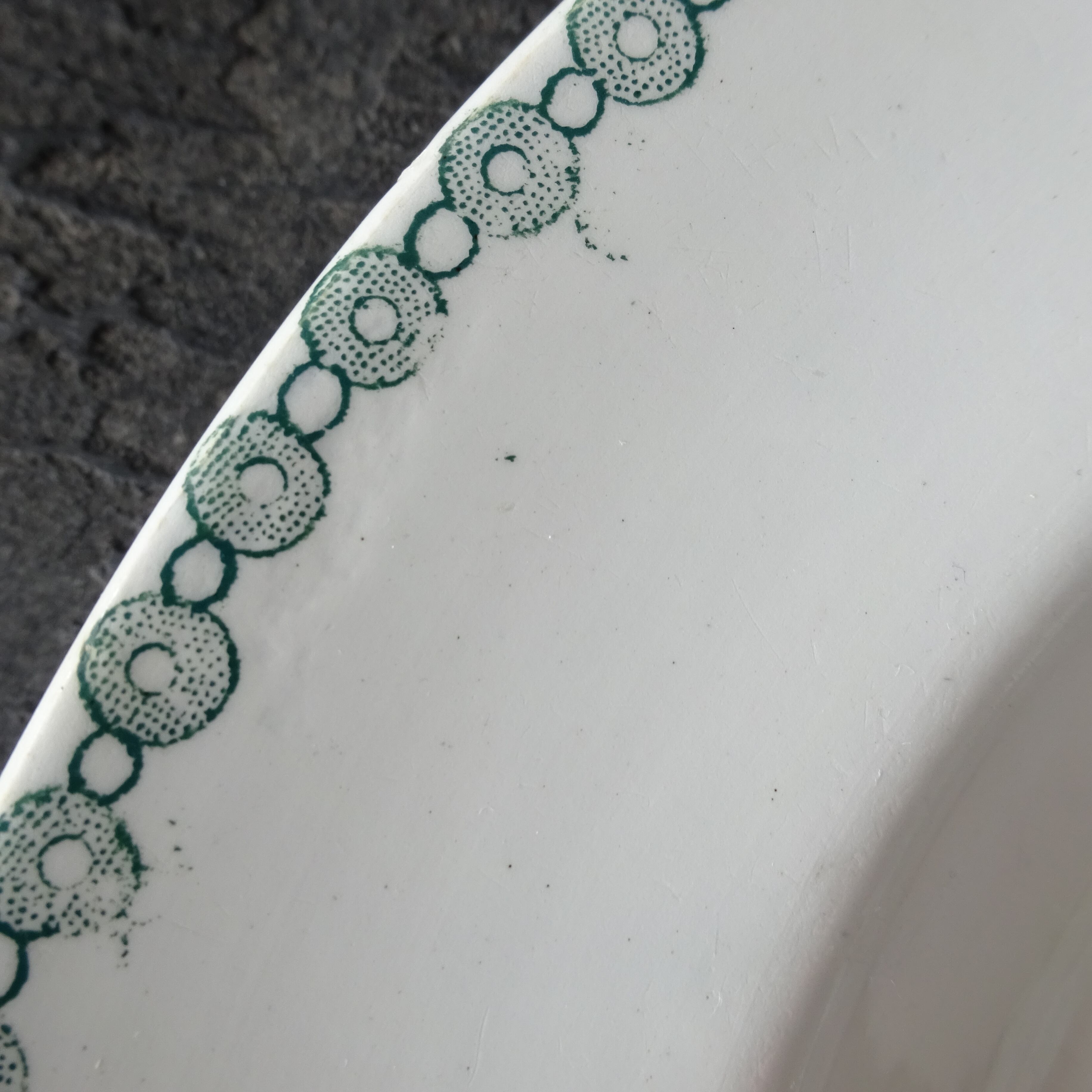 St Amand modèle《TRIANON》assiette creuse (C)