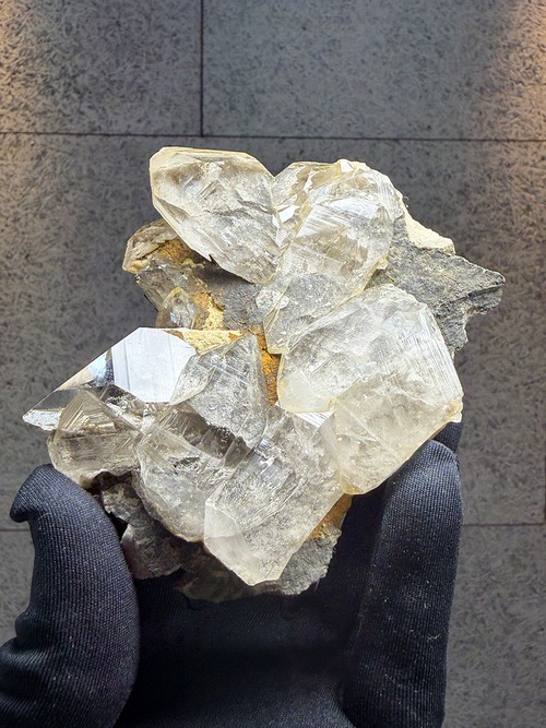 クォーツクラスター【ML-0101】インド Udasu valley