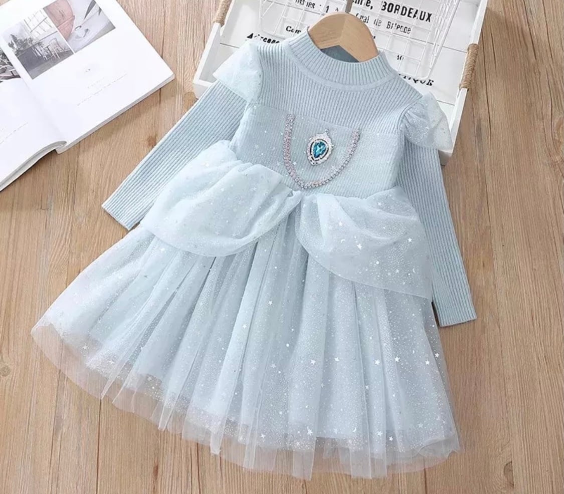 プリンセスニットドレス》》》》》女の子 お誕生日 バースデー ワンピース 海外子供服 キッズ プチプラ 秋冬