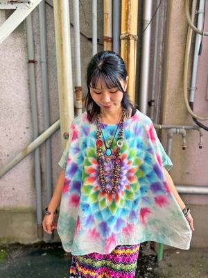 タイダイ Tie-dye 新型ブラウス 幻想的な曼荼羅模様 グリーン×ベージュ ムラ染め Hippies Dye最新作 HD25-01