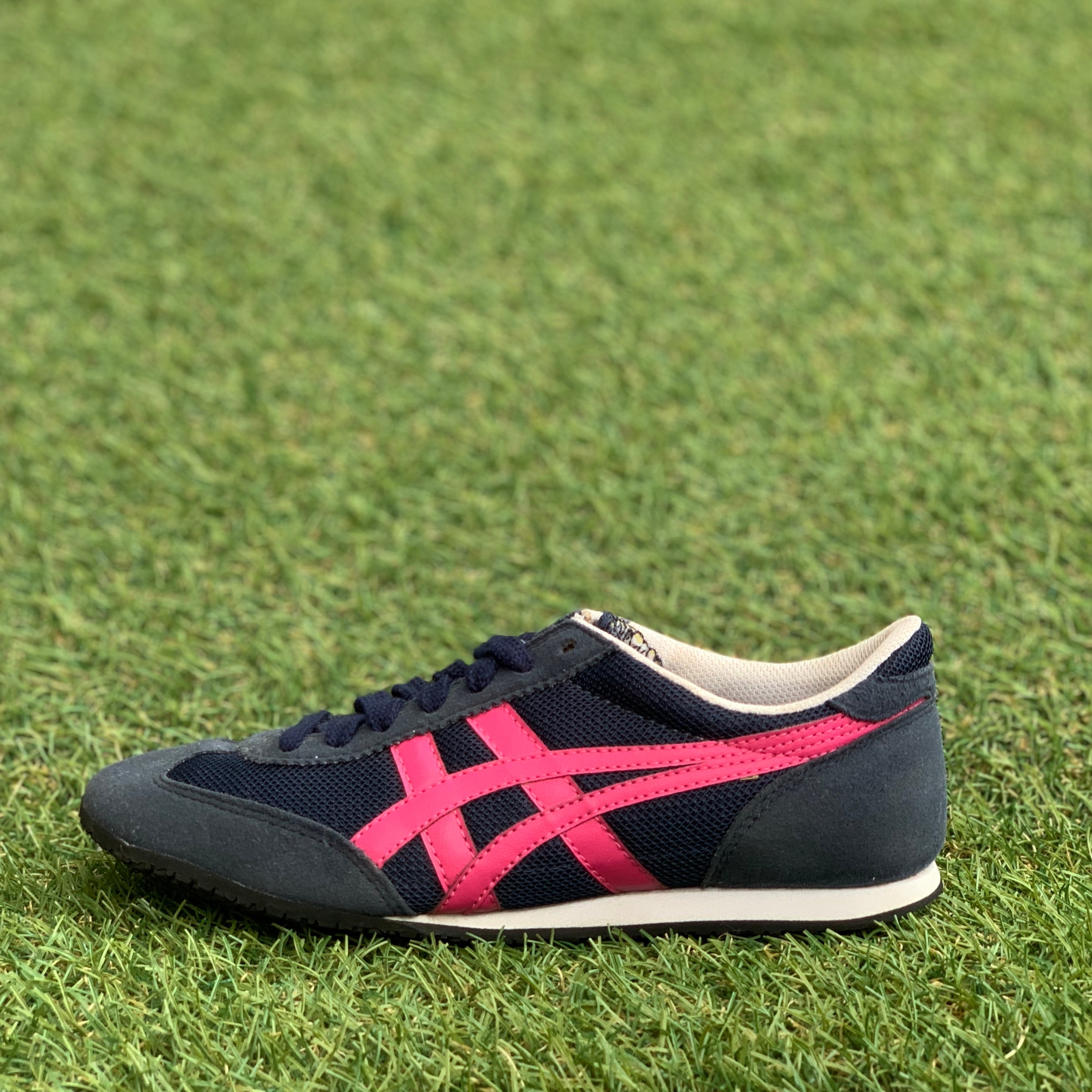 ナイキ 27.5cm アルファ フライ ランニング シューズ マラソン 靴 赤 Onitsuka Tiger MACHU RACER オニツカタイガー マチュレーサー D670