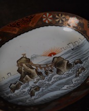 楕円皿　九谷　二見ヶ浦夫婦岩図　A　/　明治〜大正期