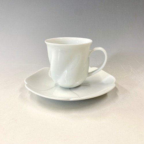 【中尾純】白磁花珈琲碗皿