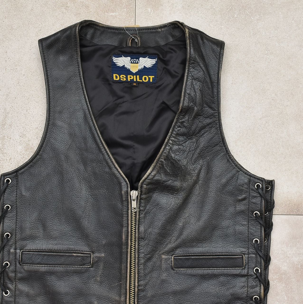 ジャケット・アウター 90's DS.PILOT black leather design vest 90's DS.PILOT black leather design vest | 古着屋 grin days memory