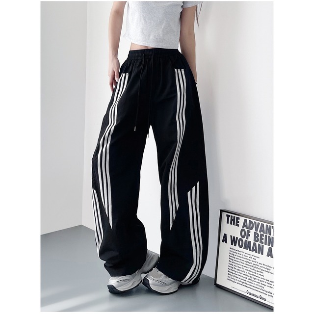 トラックラインアアクセントボリュームパンツ 2col R02355