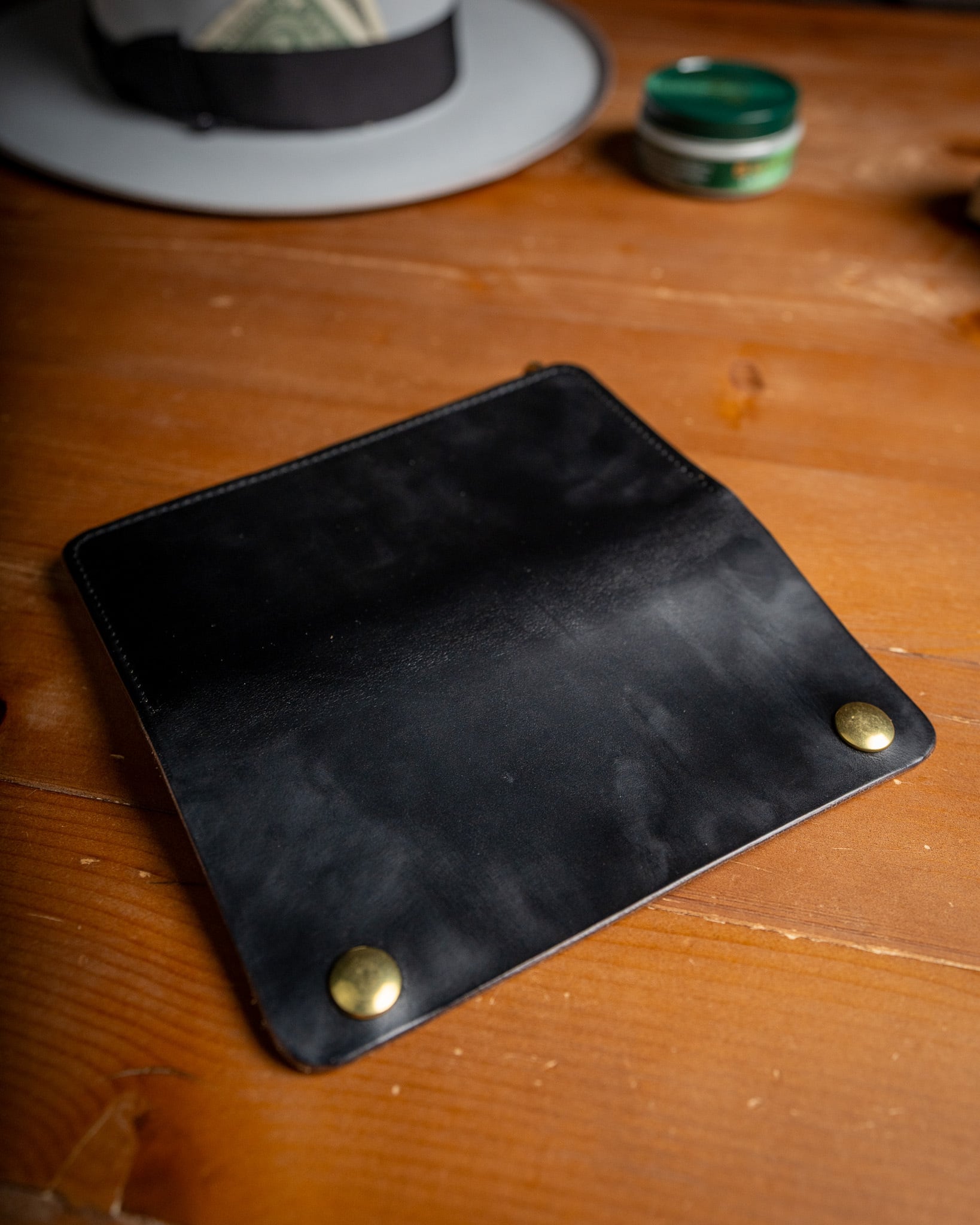 Additive and Line】Tracker Wallet TW-003 Horween Chromexcel 2層