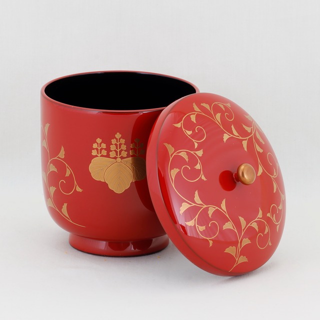 1755-1  輪島塗　献茶器／朱塗／唐草蒔絵五七桐紋付／二客揃え