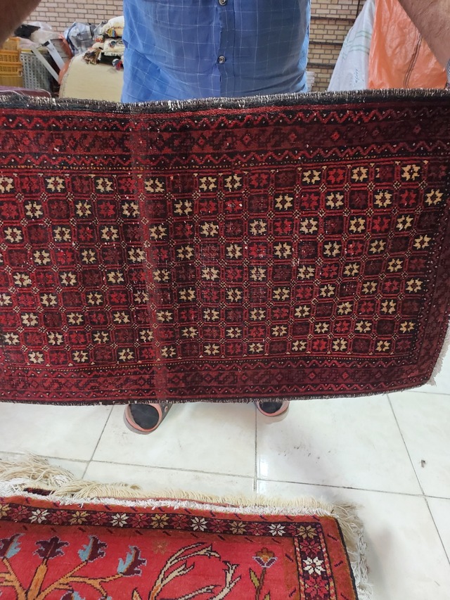 絨毯クエスト48【No.45】 ※現在、こちらの商品はイランに置いてあります。ご希望の方は先ずは在庫のご確認をお願いします。