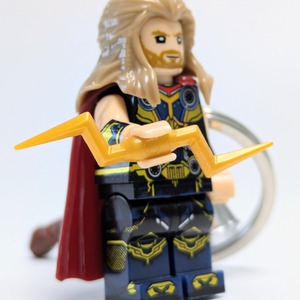 ★ブロックフィギュアキーホルダー★【 The Mighty Thor マイティ・ソー 】アベンジャーズ / MARVEL〚アメリカン雑貨 アメトイ〛