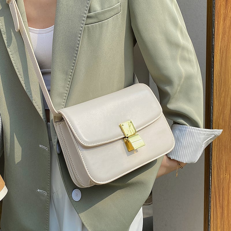 レッド スクウェア メッセンジャーバッグ Tiancai_Wing_Bag16895220433