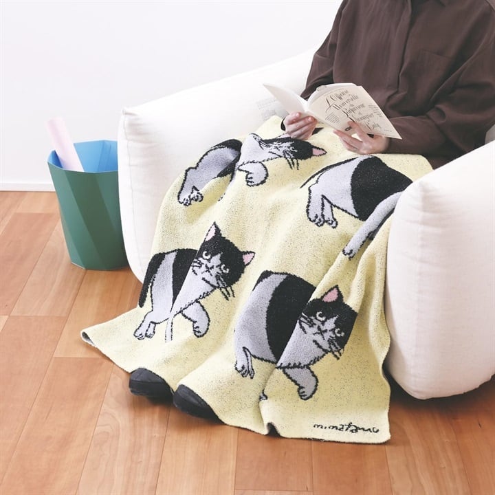 mou mou フェザーニットブランケット スナグルキャット | 猫雑貨・猫