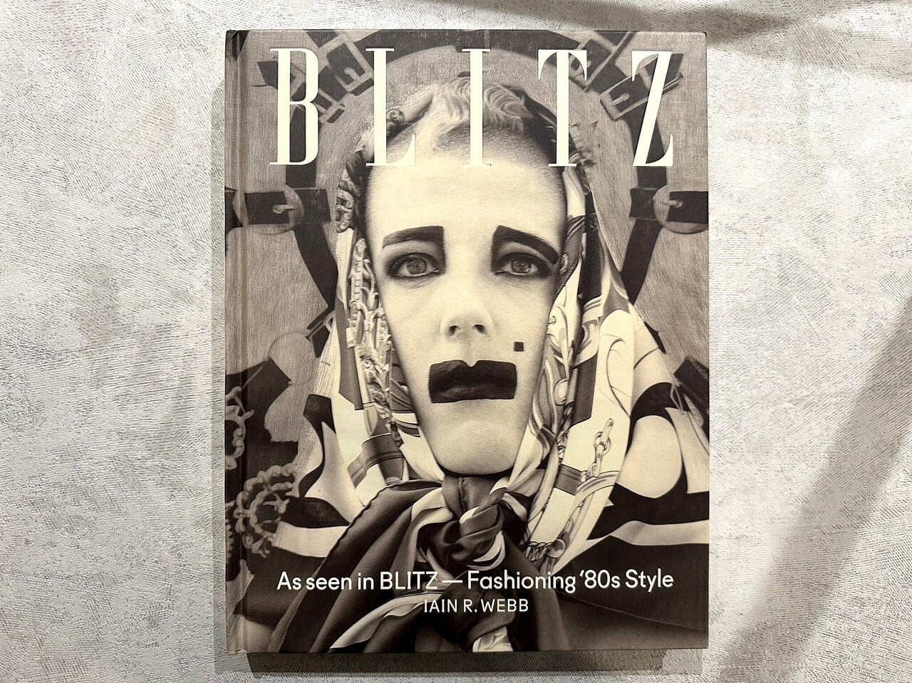 【VA573】As Seen in BLITZ / Iain R. Webb