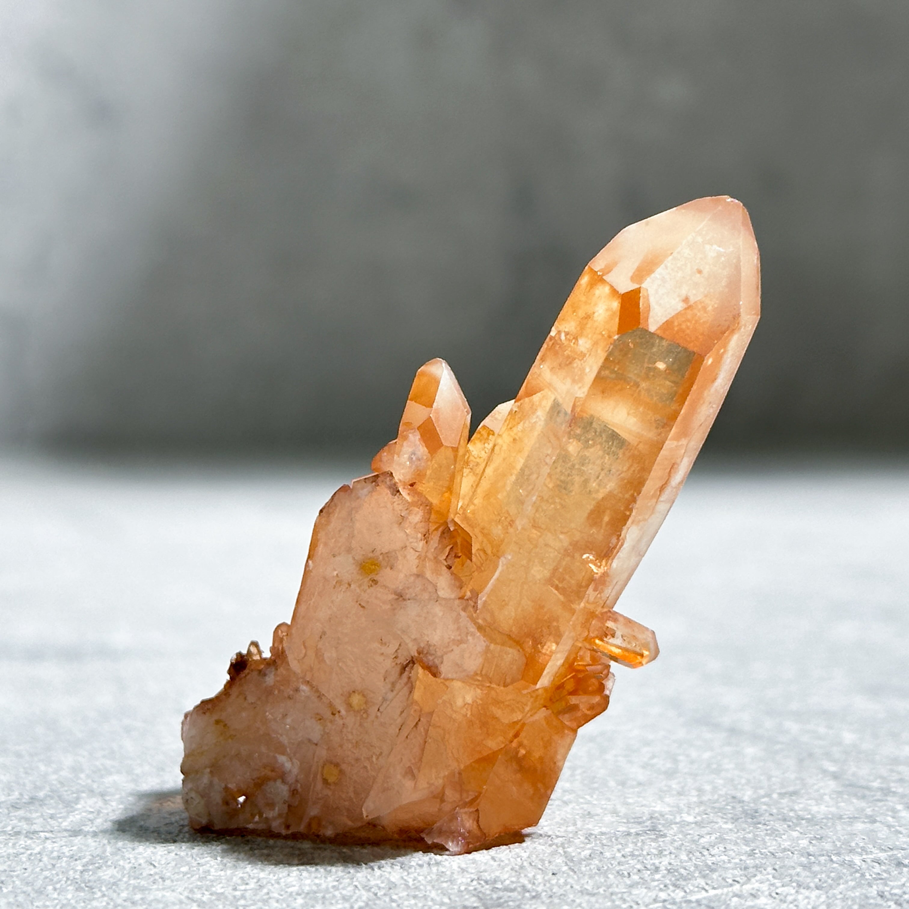 ミナスジェライス産タンジェリンクォーツ クラスター24◇ Tangerine ミナスジェライス産タンジェリンクォーツ クラスター24◇ Tangerine