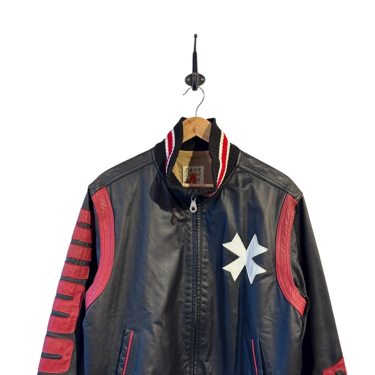 FAKE LONDON × PUMA” Black leather wappen design zip up blouson