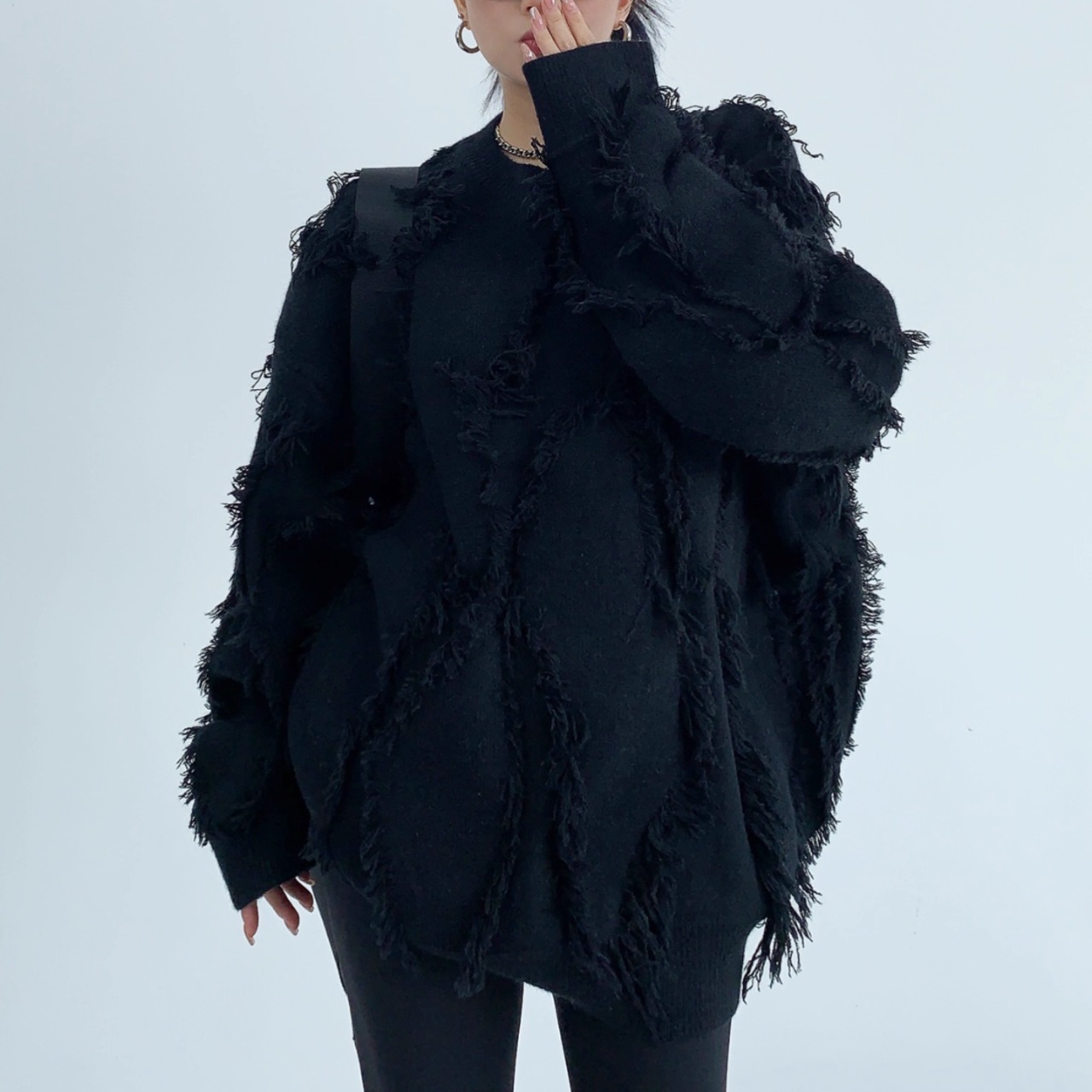 Thick distressed knit sweater (ME170)