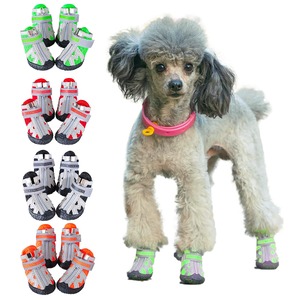 【新着特価】PET 犬用靴 ドッグブーツ ドッグシューズ 犬用シューズ 犬靴 レインシューズ 肉球保護 滑り止め 汚れ防止 夜間反射テープ付き 小型犬 中型犬 通気 お出かけ お散歩 ４個入り（グリーン 1#）