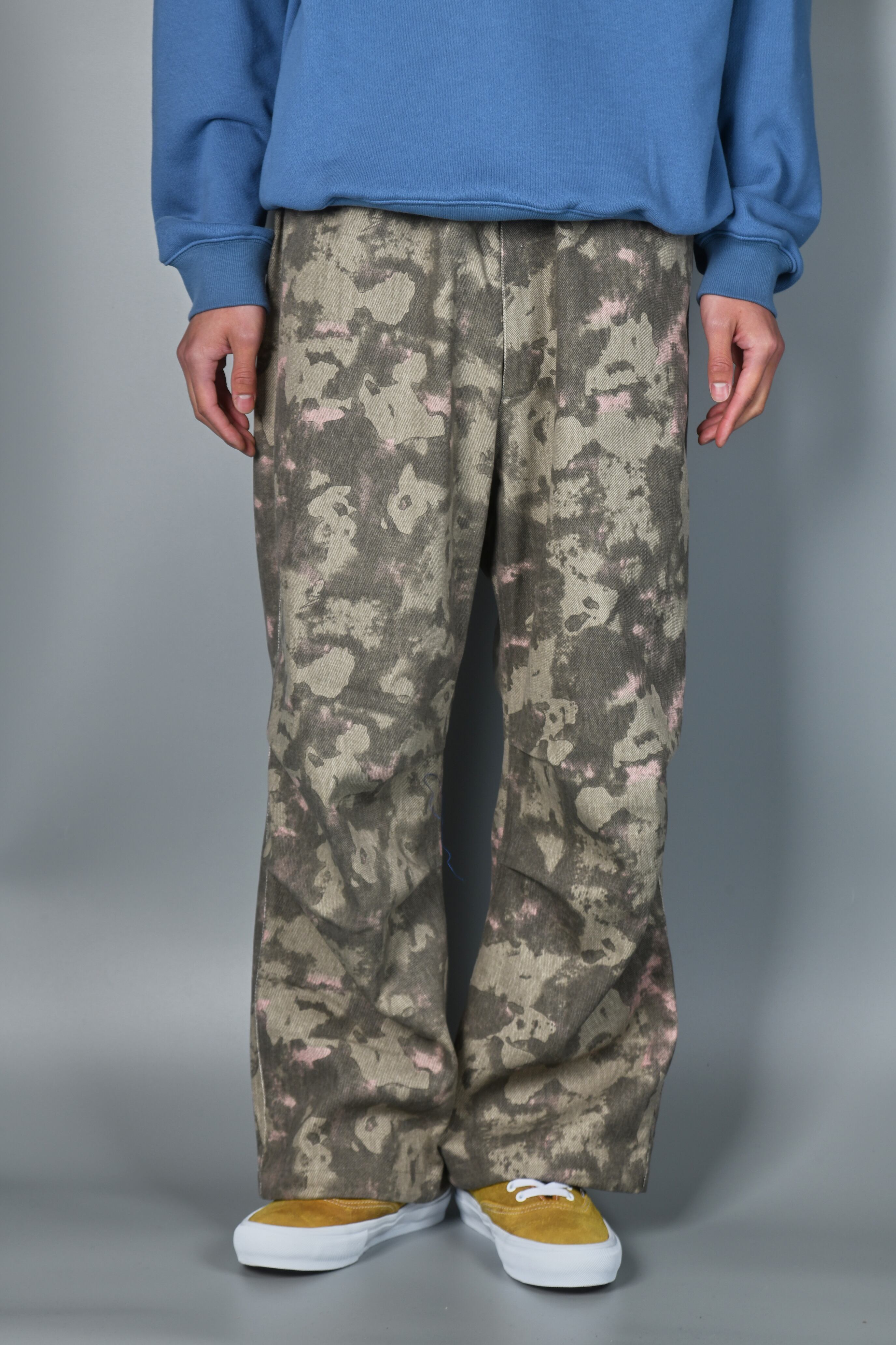 Diaspora Skateboards】Mil Wide Pants(Camo)〈国内送料無料