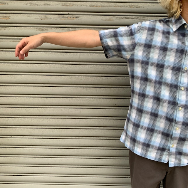 VAN HEUSEN オンブレチェック柄半袖シャツ　M レーヨン　コットン　青系