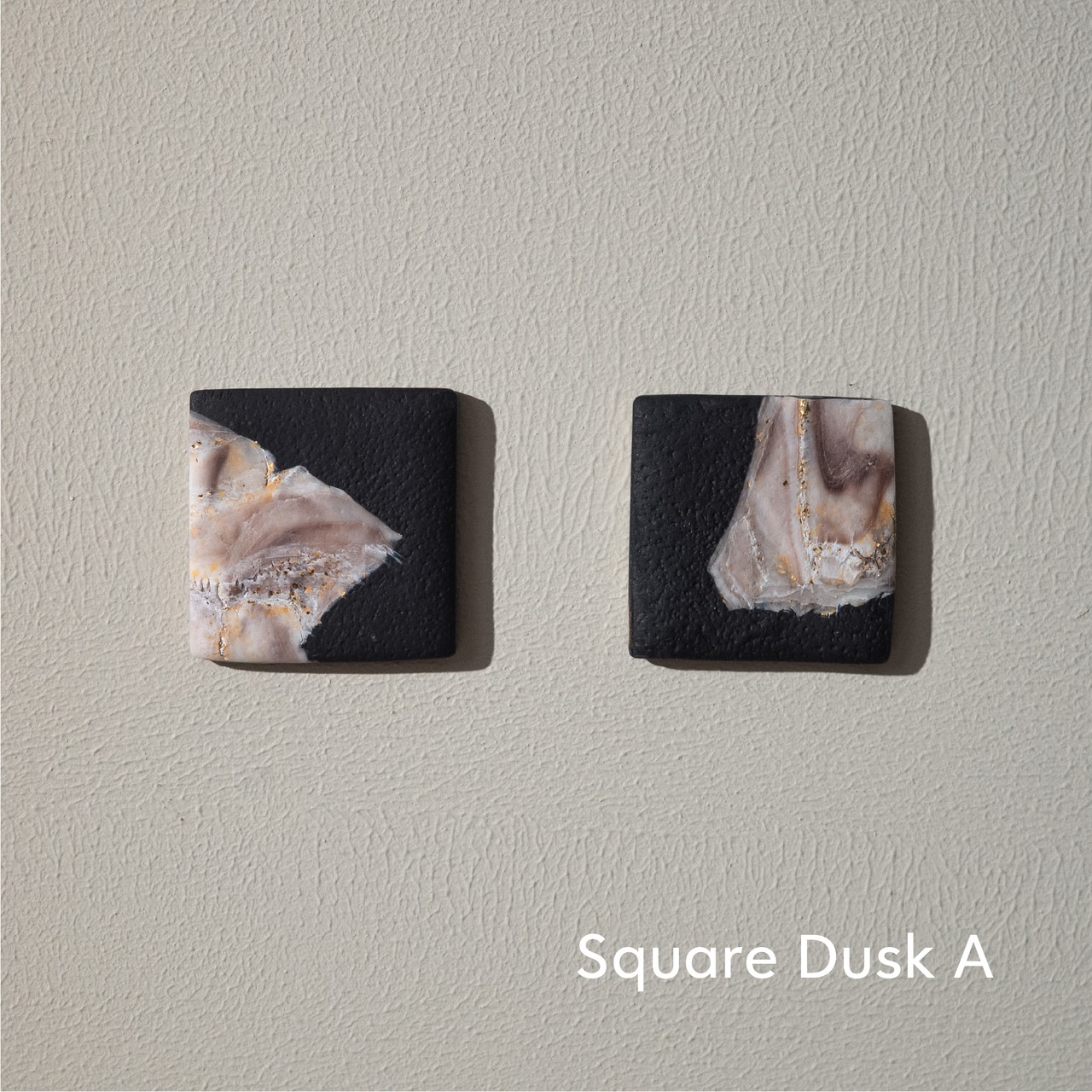 LOOP hogu v1 : Square Studs