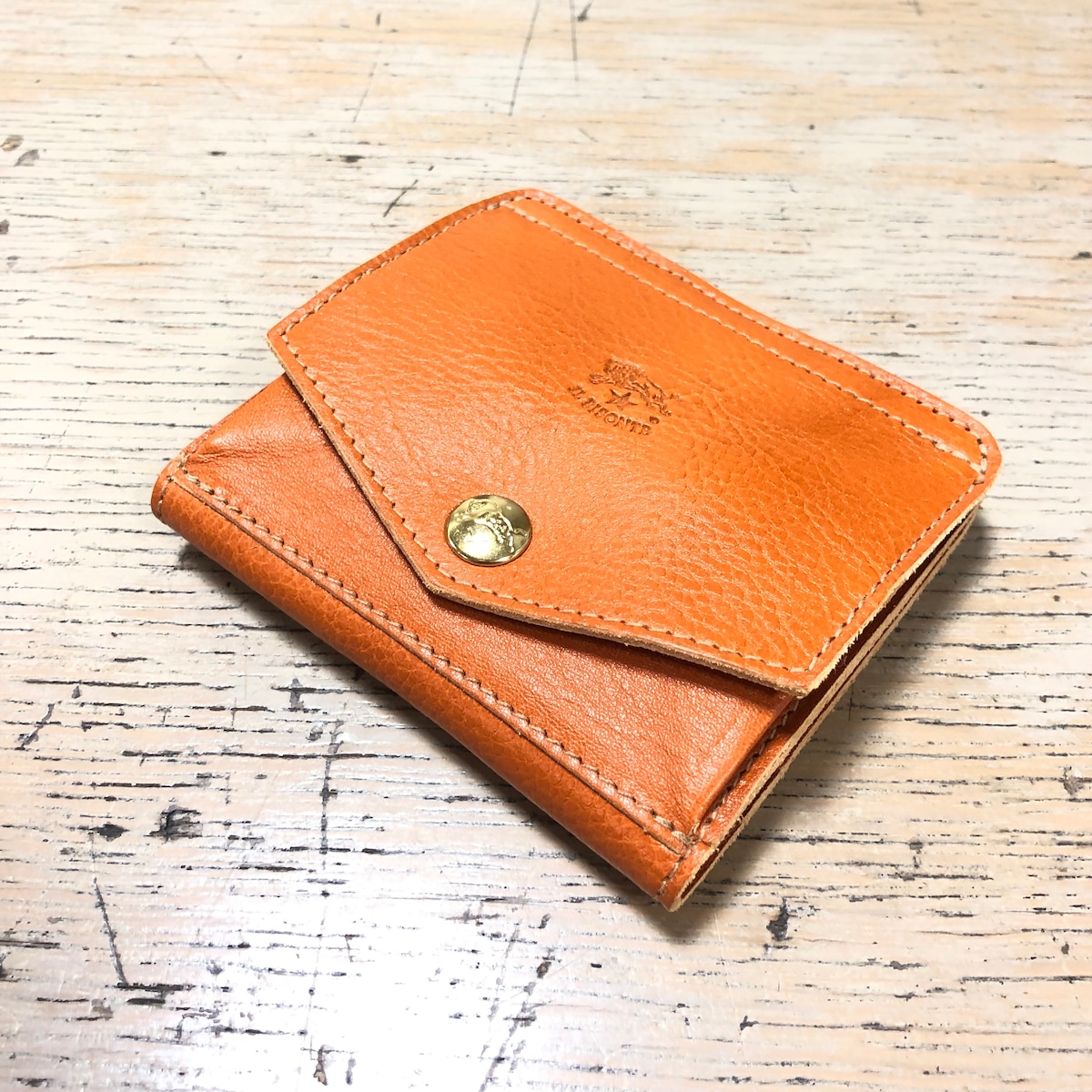 IL BISONTE イルビゾンテ ミニ2つ折り 財布 【54242309141】（COL 