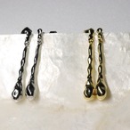 しずくデザインピアス 韓国デザイン GOLD SILVER 4㎝ 両耳用 軽い付け心地 普段使いピアス 耳元に揺れるしずく しずくのようなフォルム bittersweet