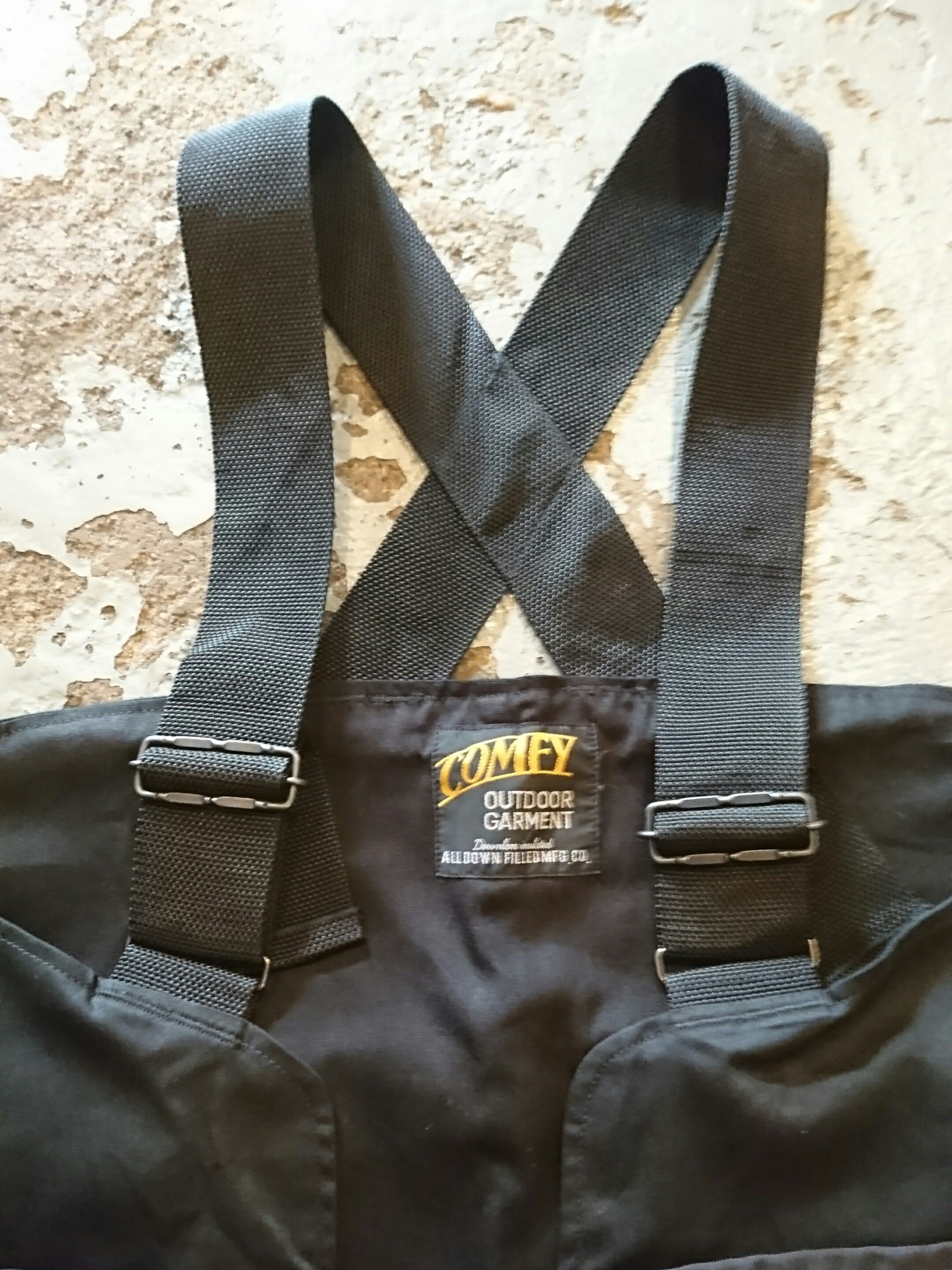 COMFY OUTDOOR GARMENT 