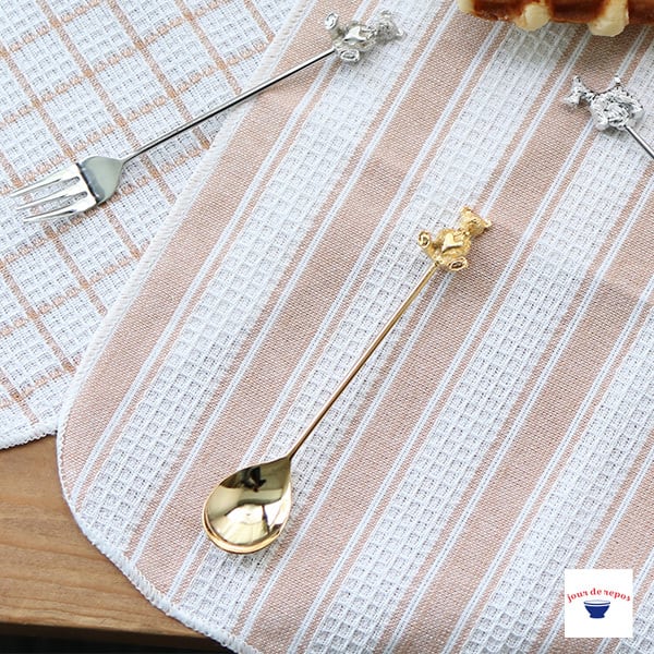 マニー】バロックアナイス陶器手つきトレー ラウンド(ローズ