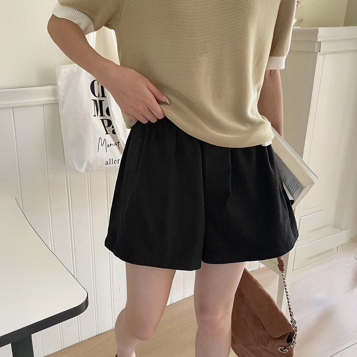 ショートパンツ レディース 春 夏 部屋着 韓国 スポーツ きれいめ おしゃれ 大人 カジュアル 白 黒 ホワイト ブラック ゆったり ウエストゴム 大人可愛い 大人女子