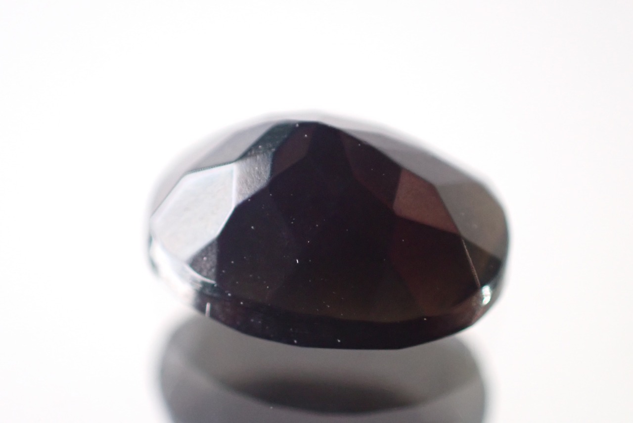 ブラックオパール　0.70ct　[C6‐205]