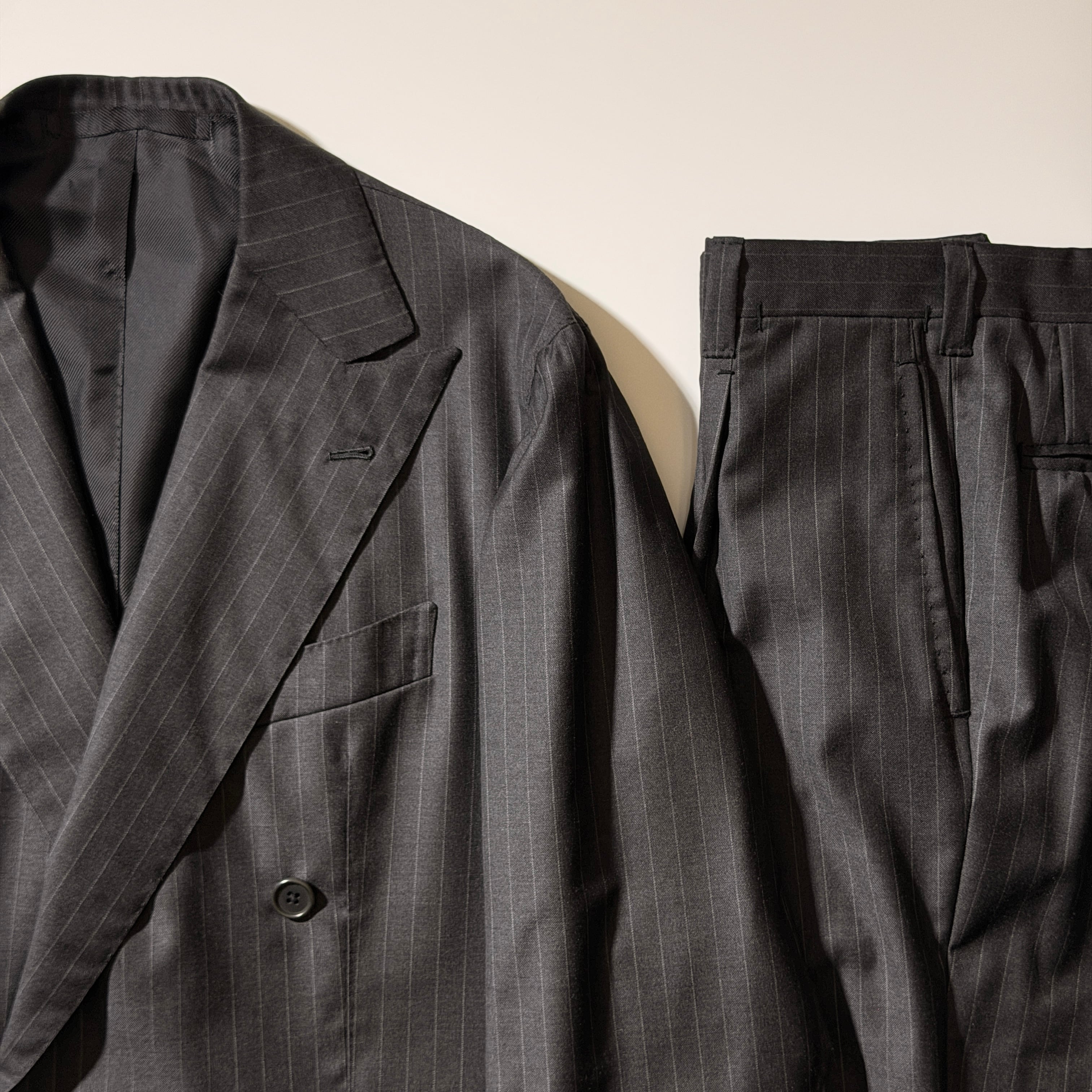 Sartoria Solito Double-Breasted Suit Wool Gray 50 | ASSET VINTAGE